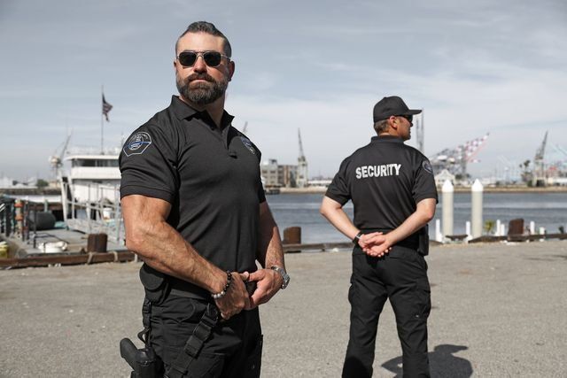 The Difference Between Security Guards And Executive Protection